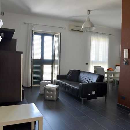 Perla Marina Apartment Porto Empedocle Exterior photo